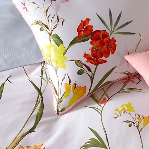 Ted Baker
Renaissance Cotton 3-Piece Duvet Cover Set. KING - Picture 2 of 6